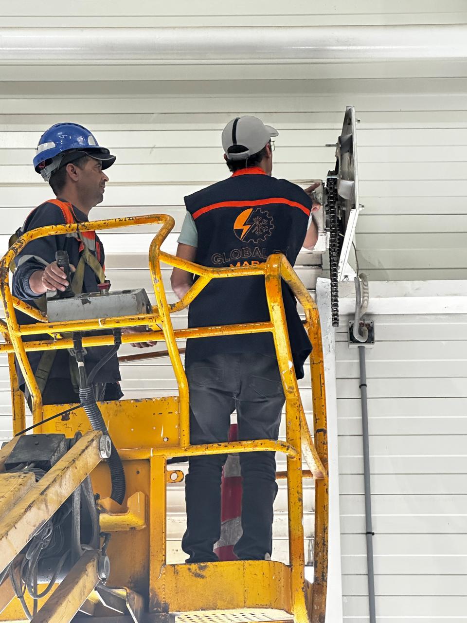Installation sur nacelle élévatrice